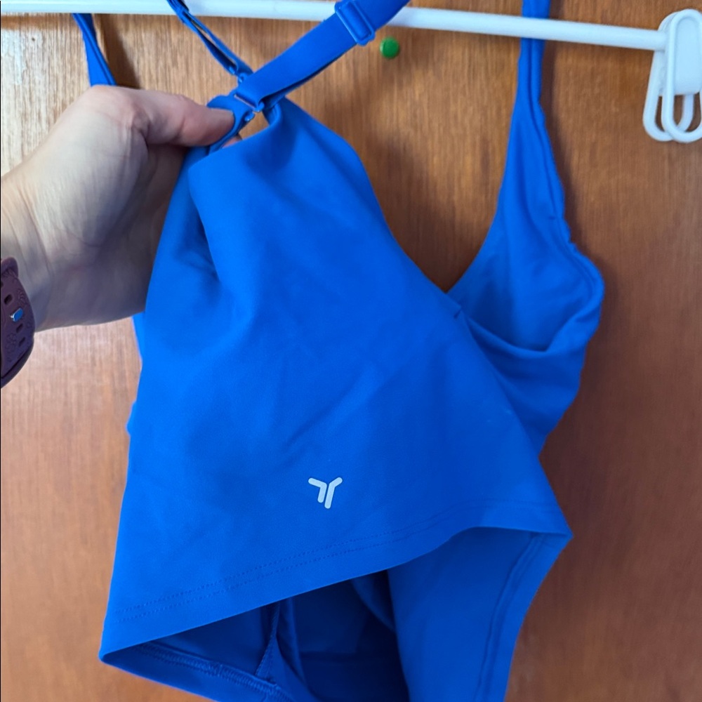 Old Navy Blue Crop Top - Picture 3 of 3